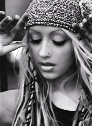 Christina Aguilera 28